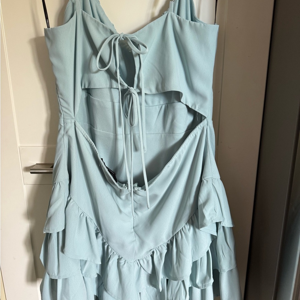 Light Blue Ruffled Open Back Dress - Picture 4 of 8